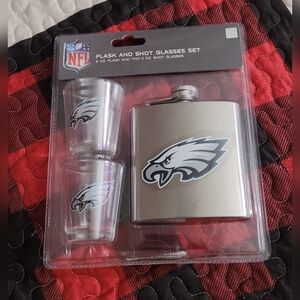 NFL Flask and Shot Glasses Set